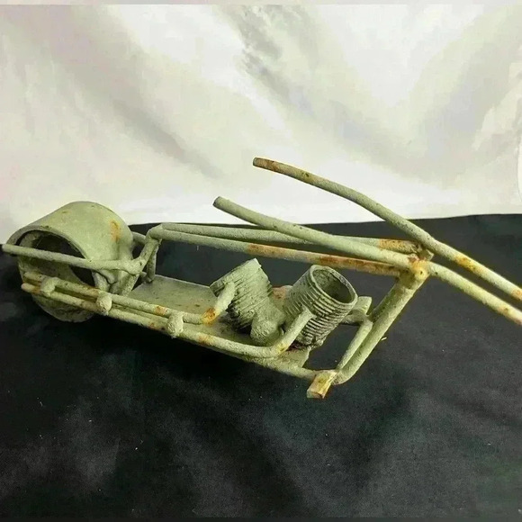 Metal Art Destressed  Motercycle - Picture 5 of 6